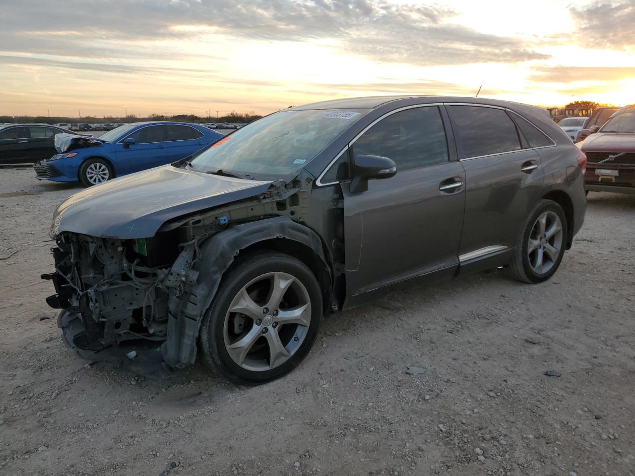 2014 Toyota Venza - Image 1