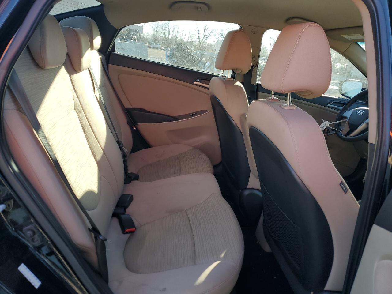2017 Hyundai Accent - Image 10
