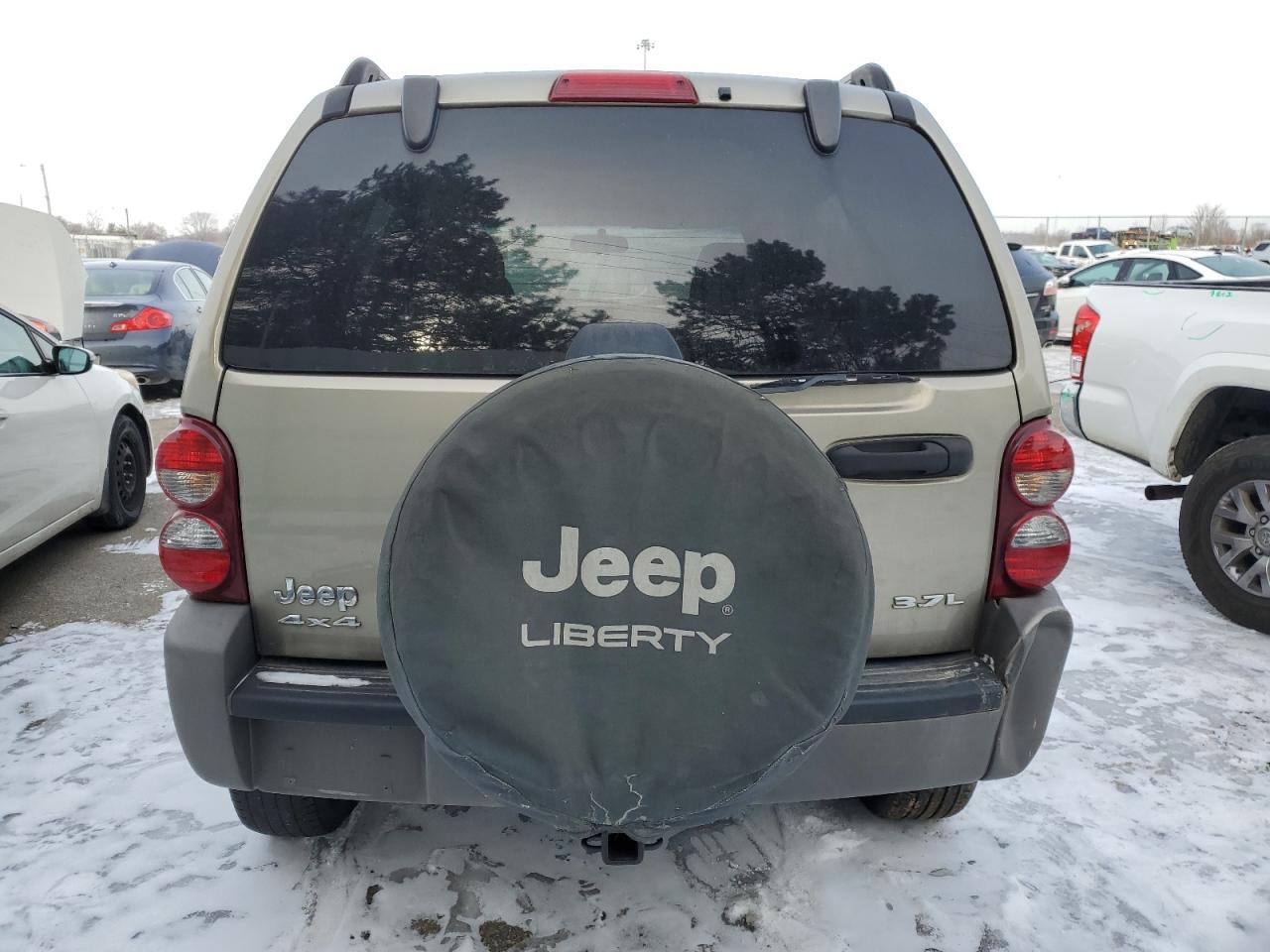 2007 Jeep Liberty (North America) - Image 6