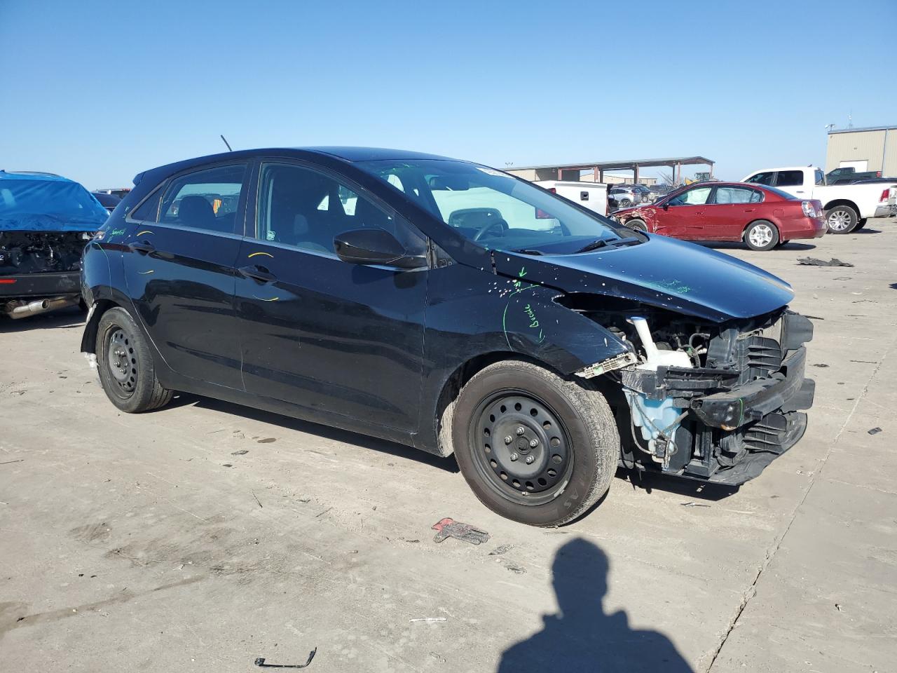 2017 Hyundai Elantra - Image 4