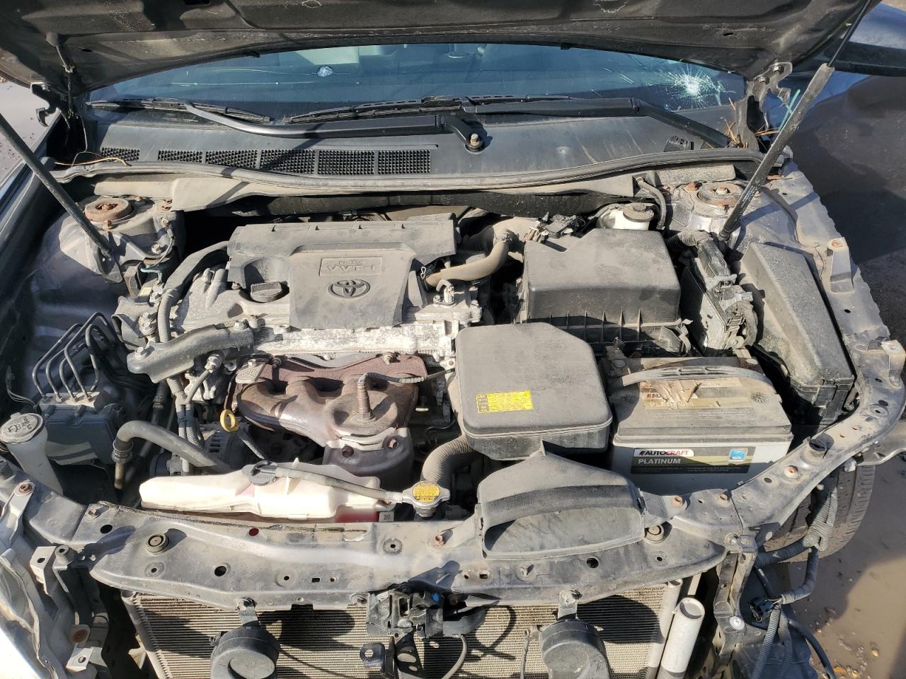 2014 Toyota Camry - Image 11