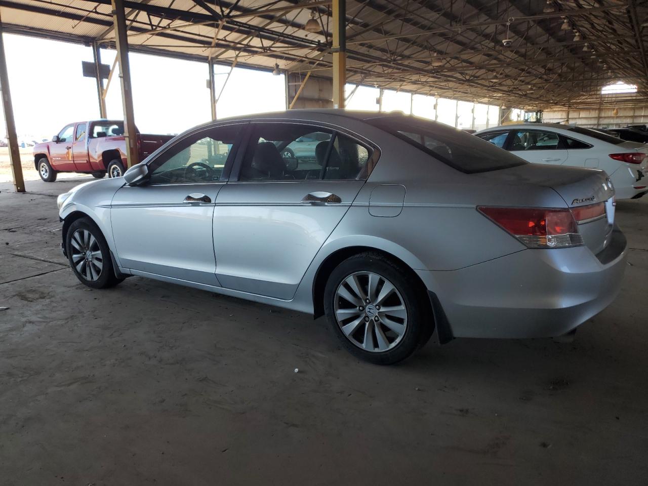 2011 Honda Accord - Image 2