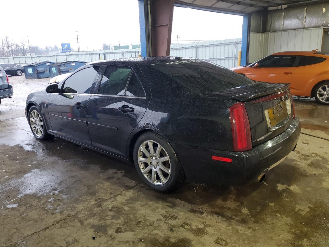 2006 Cadillac STS - Image 2