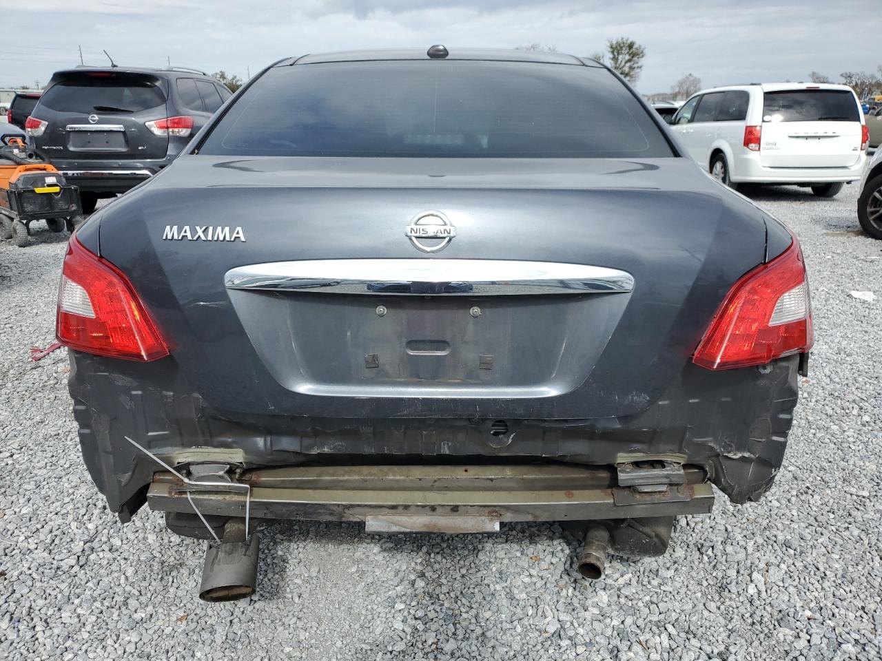 2010 Nissan Maxima - Image 6