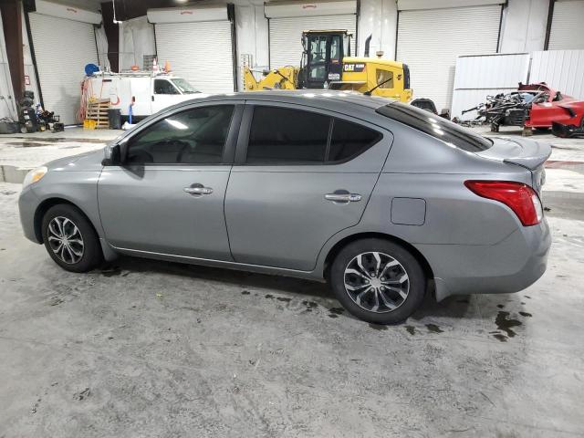  NISSAN VERSA 2013 Сріблястий