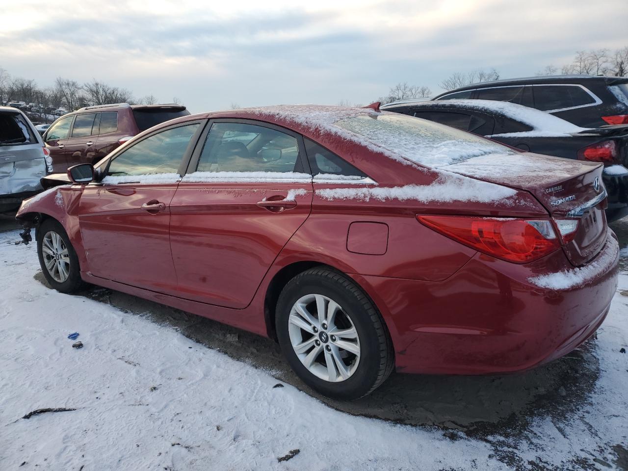 2013 Hyundai Sonata - Image 2