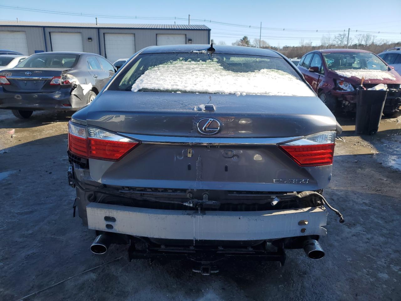 2015 Lexus ES - Image 6