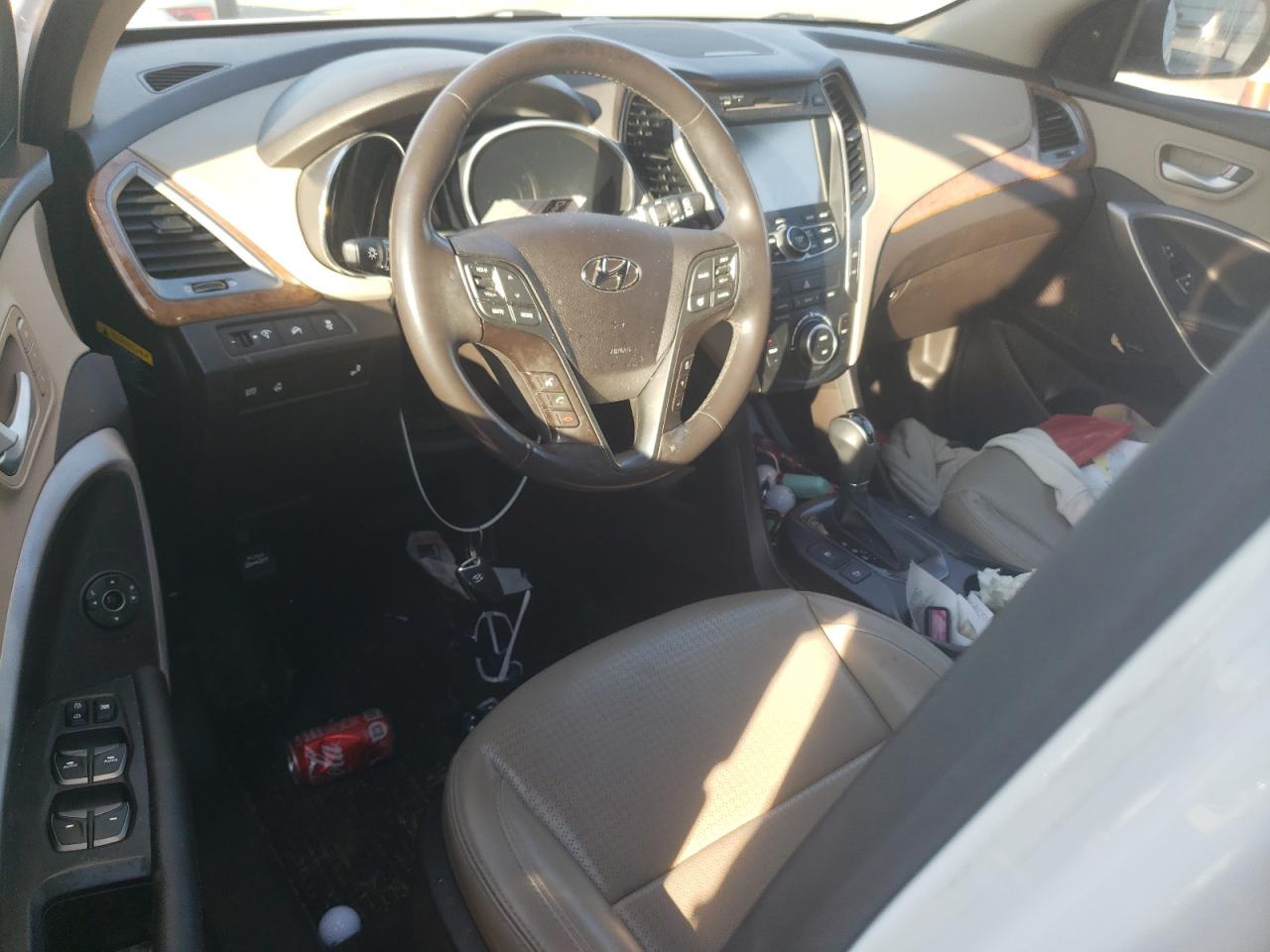 2015 Hyundai Santa Fe - Image 8