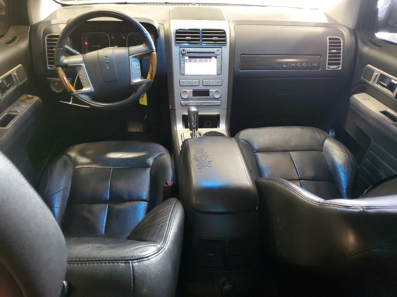 2007 Lincoln MKX - Image 8