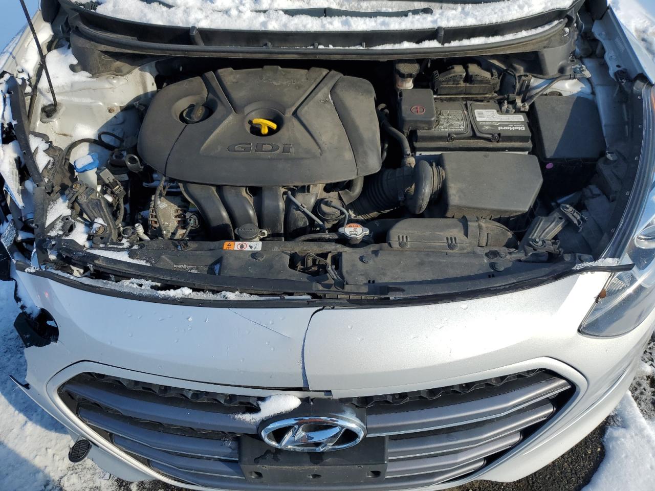 2017 Hyundai Elantra - Image 11
