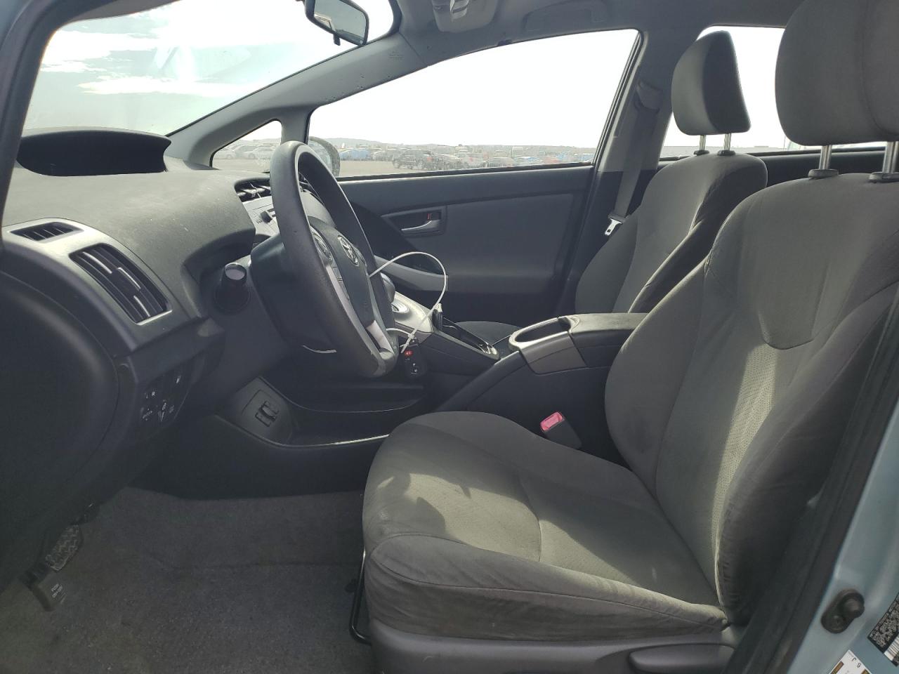 2012 Toyota Prius - Image 7