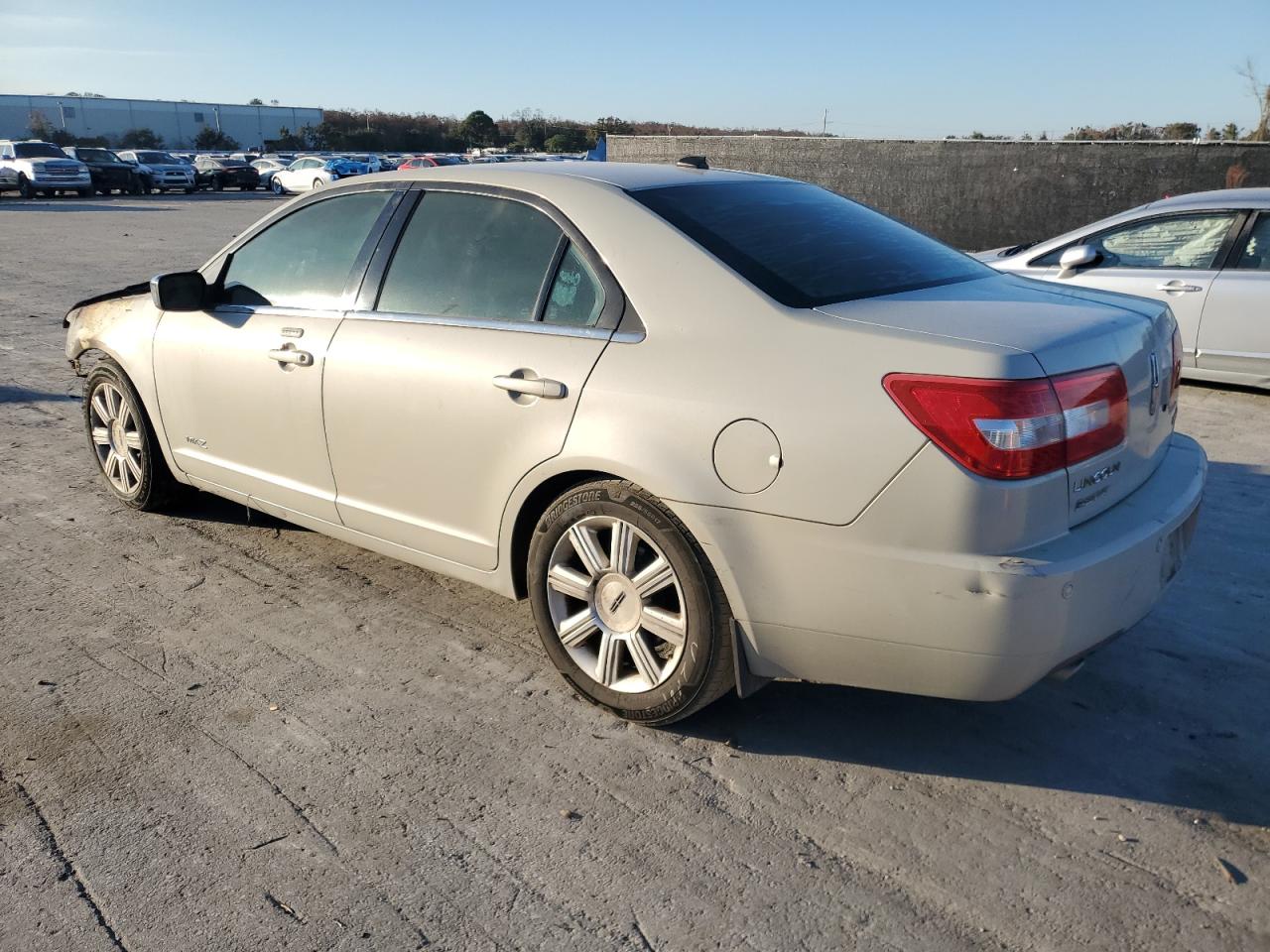 2008 Lincoln MKZ - Image 2