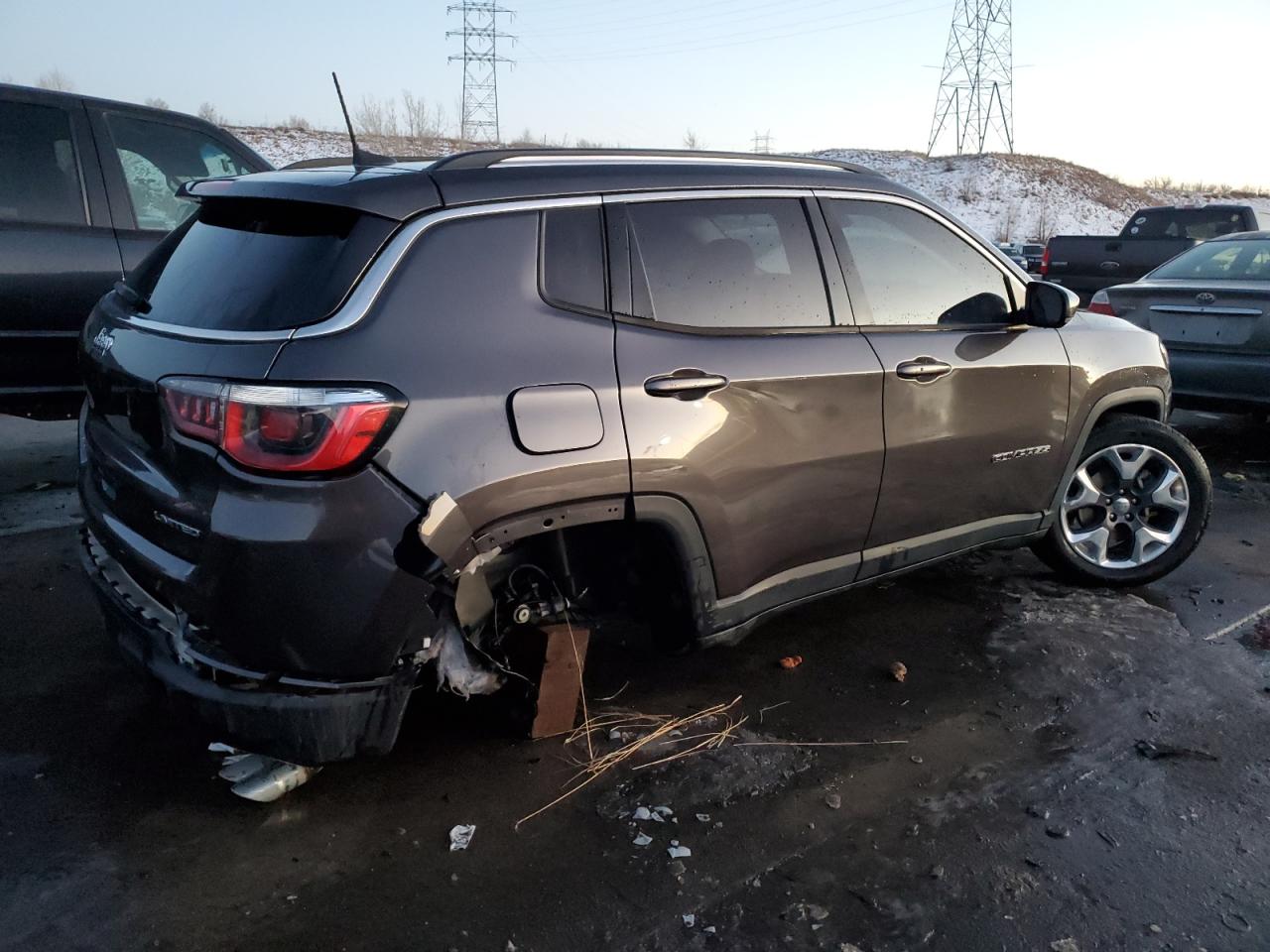 2019 Jeep Compass - Image 3