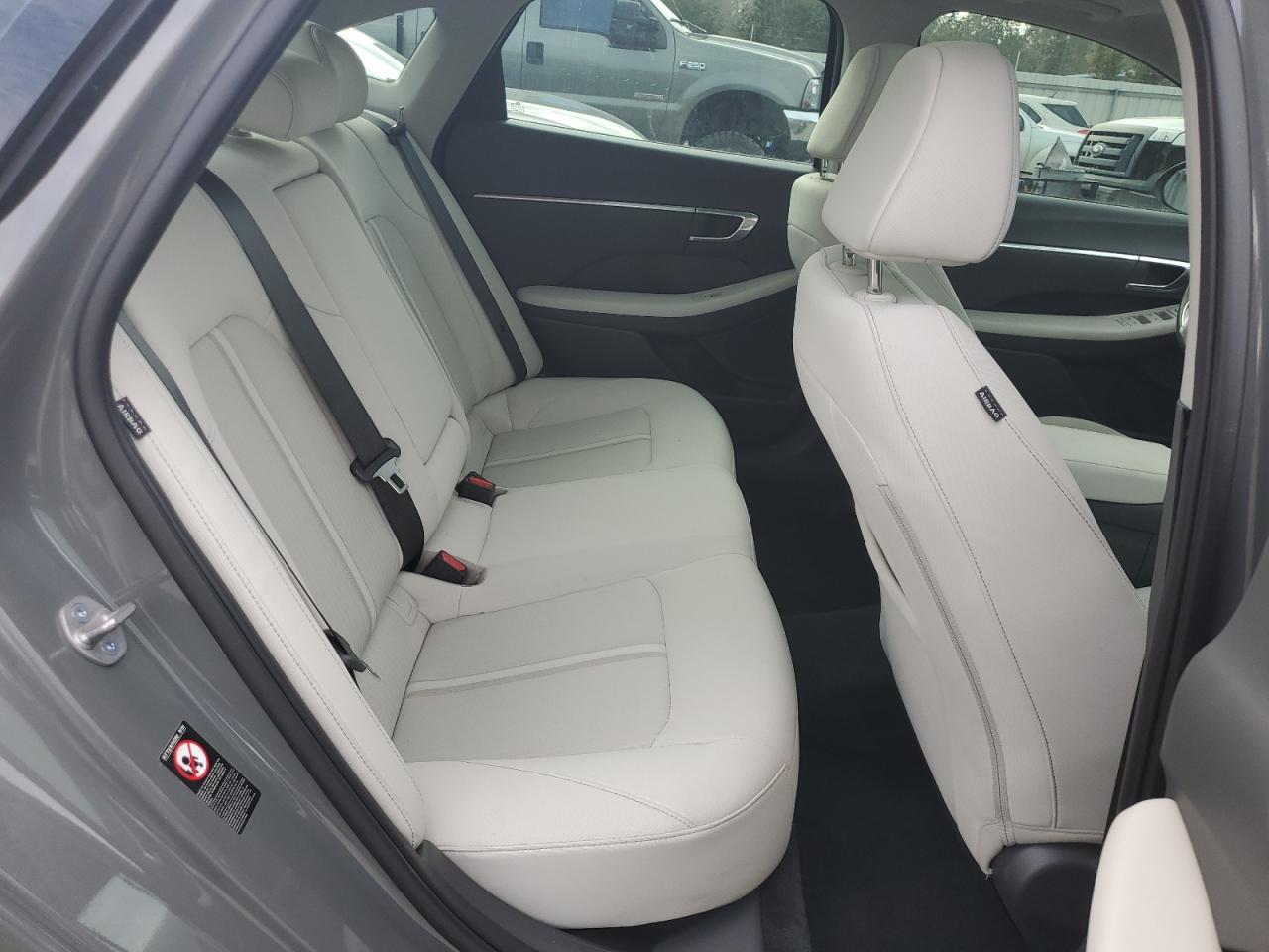 2023 Hyundai Sonata - Image 10