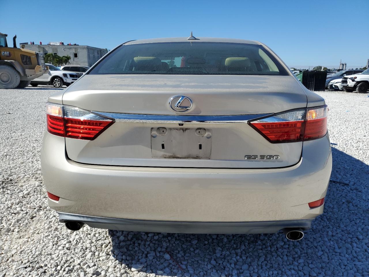2013 Lexus ES - Image 6