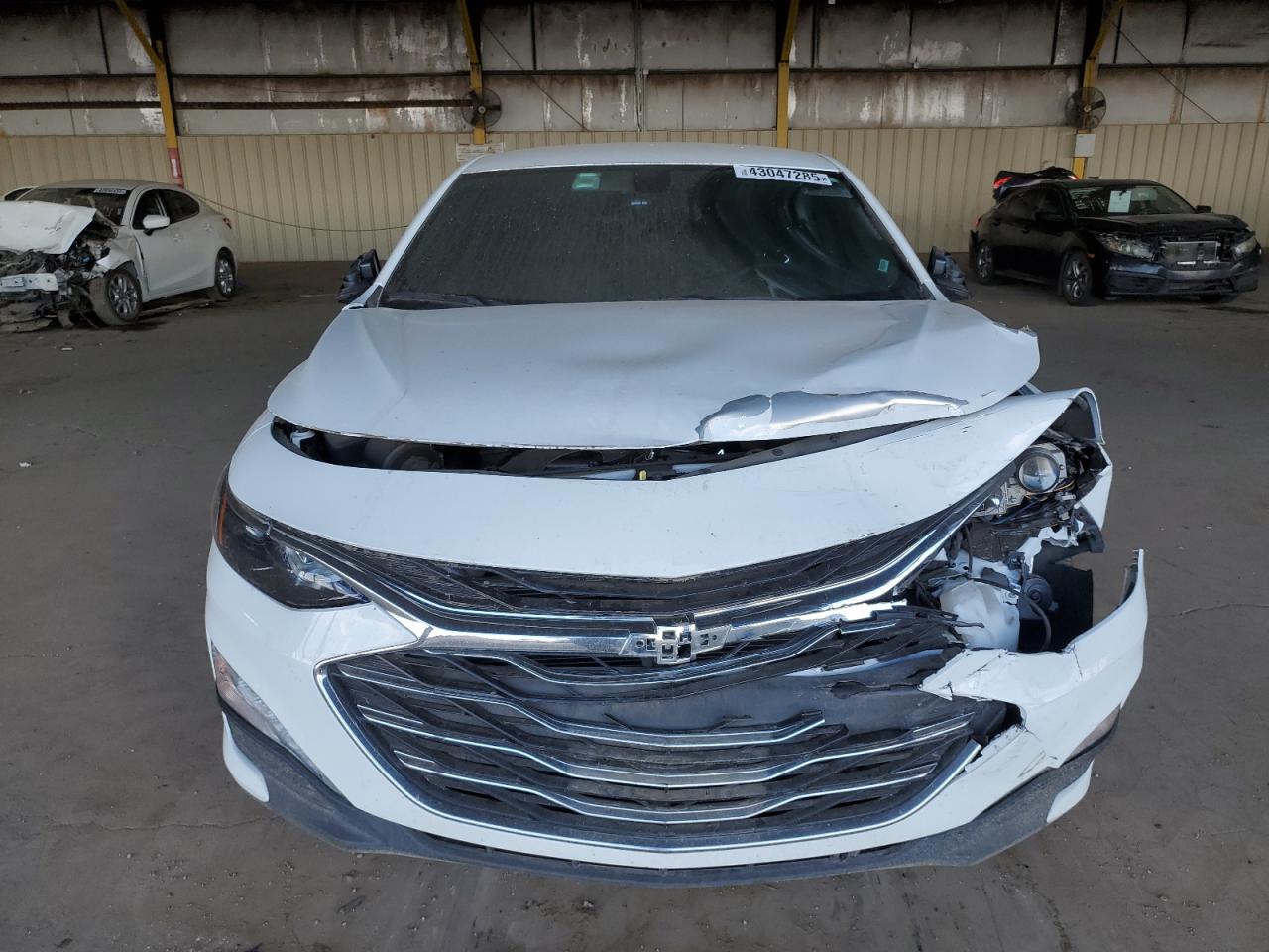 2022 Chevrolet Malibu - Image 5