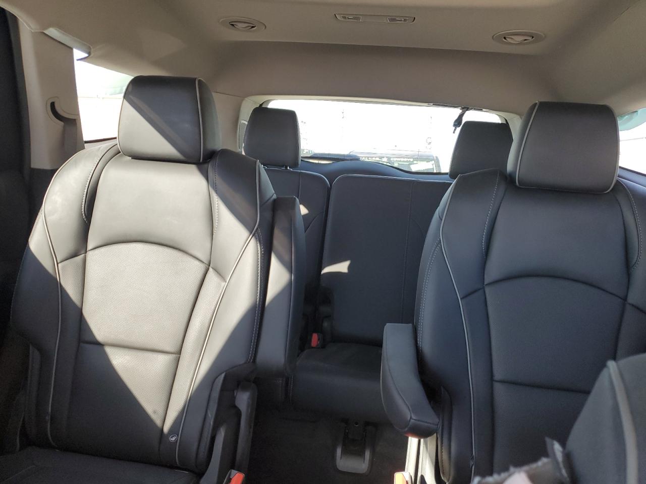 2019 Buick Enclave - Image 10