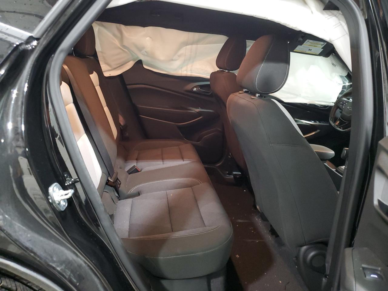 2025 Chevrolet Trax - Image 11