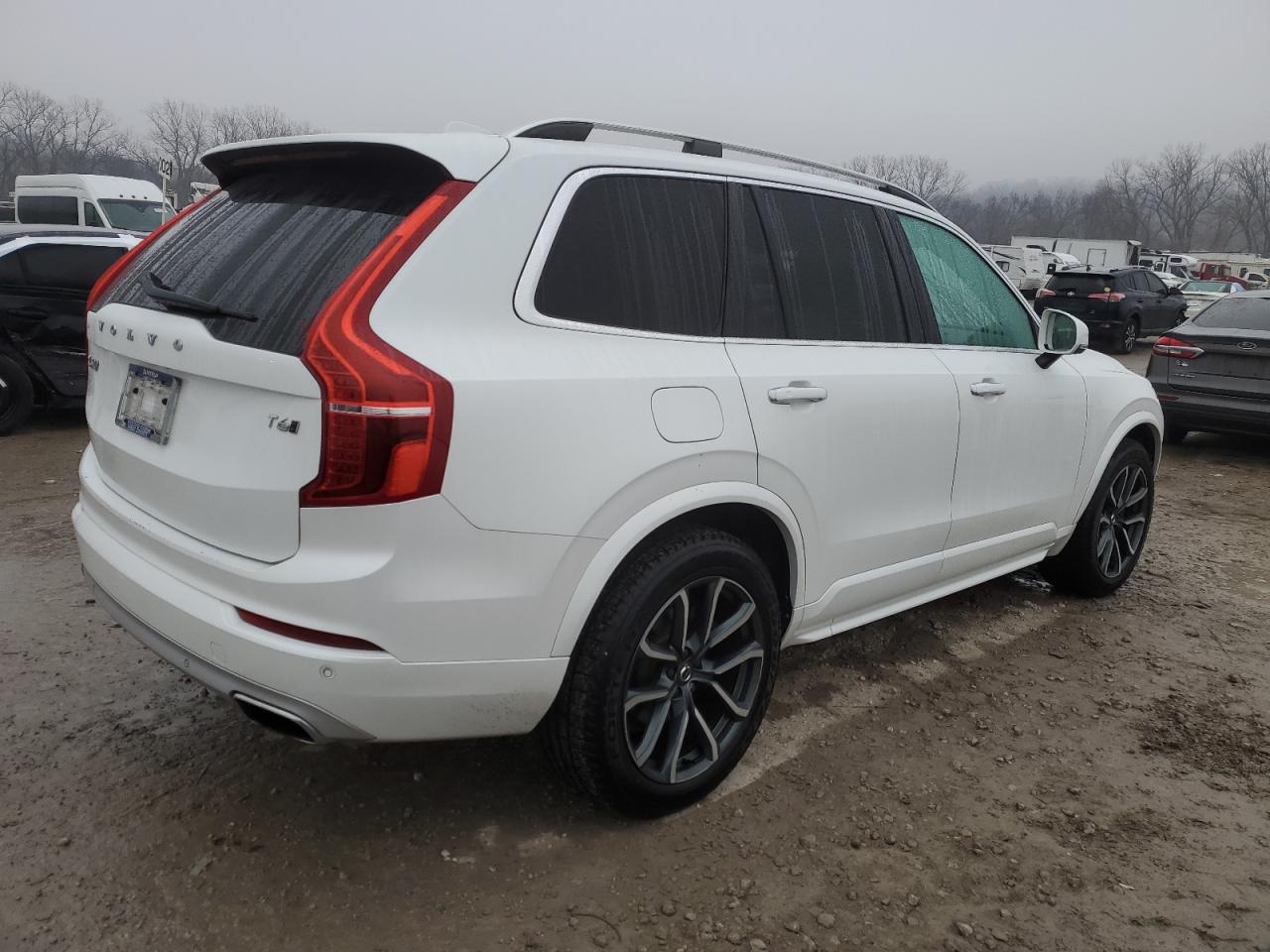 2016 Volvo XC90 - Image 3