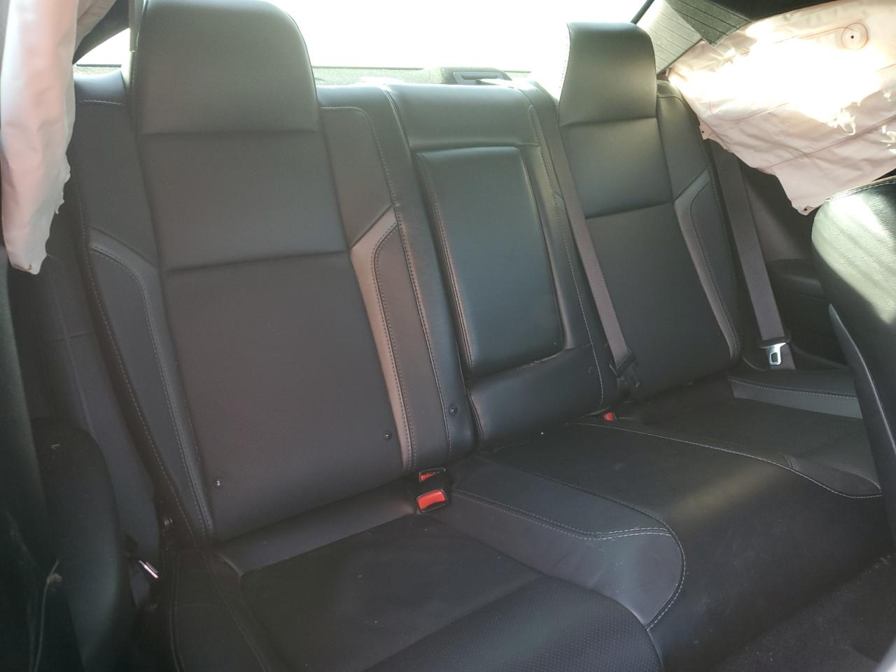 2018 Dodge Challenger - Image 10