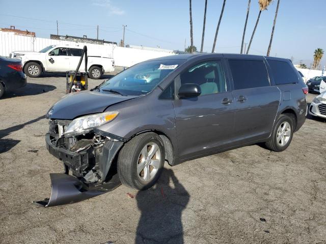 2016 Toyota Sienna 