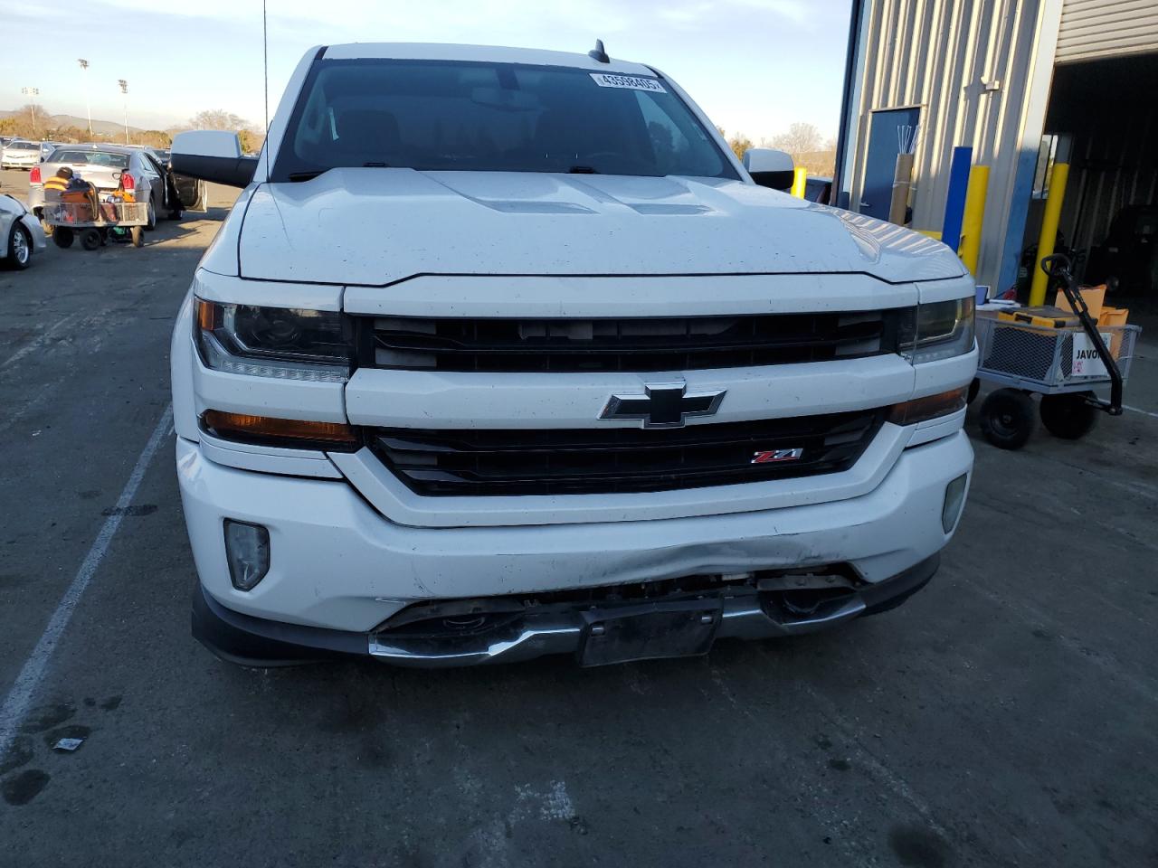 2016 Chevrolet Silverado - Image 5