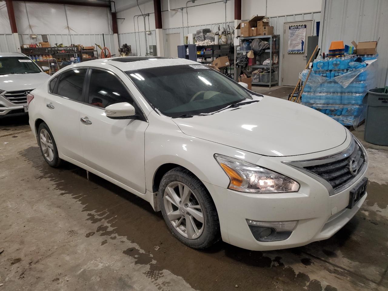 2013 Nissan Altima - Image 4