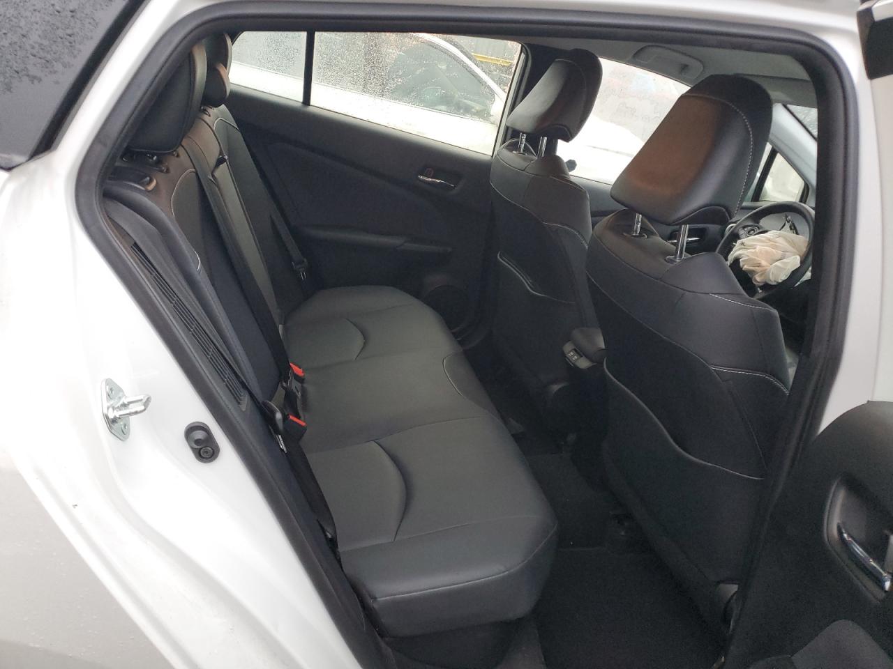 2021 Toyota Prius - Image 10