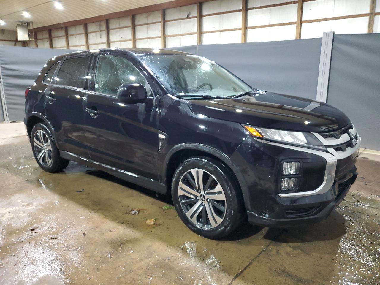 2021 Mitsubishi Outlander - Image 4
