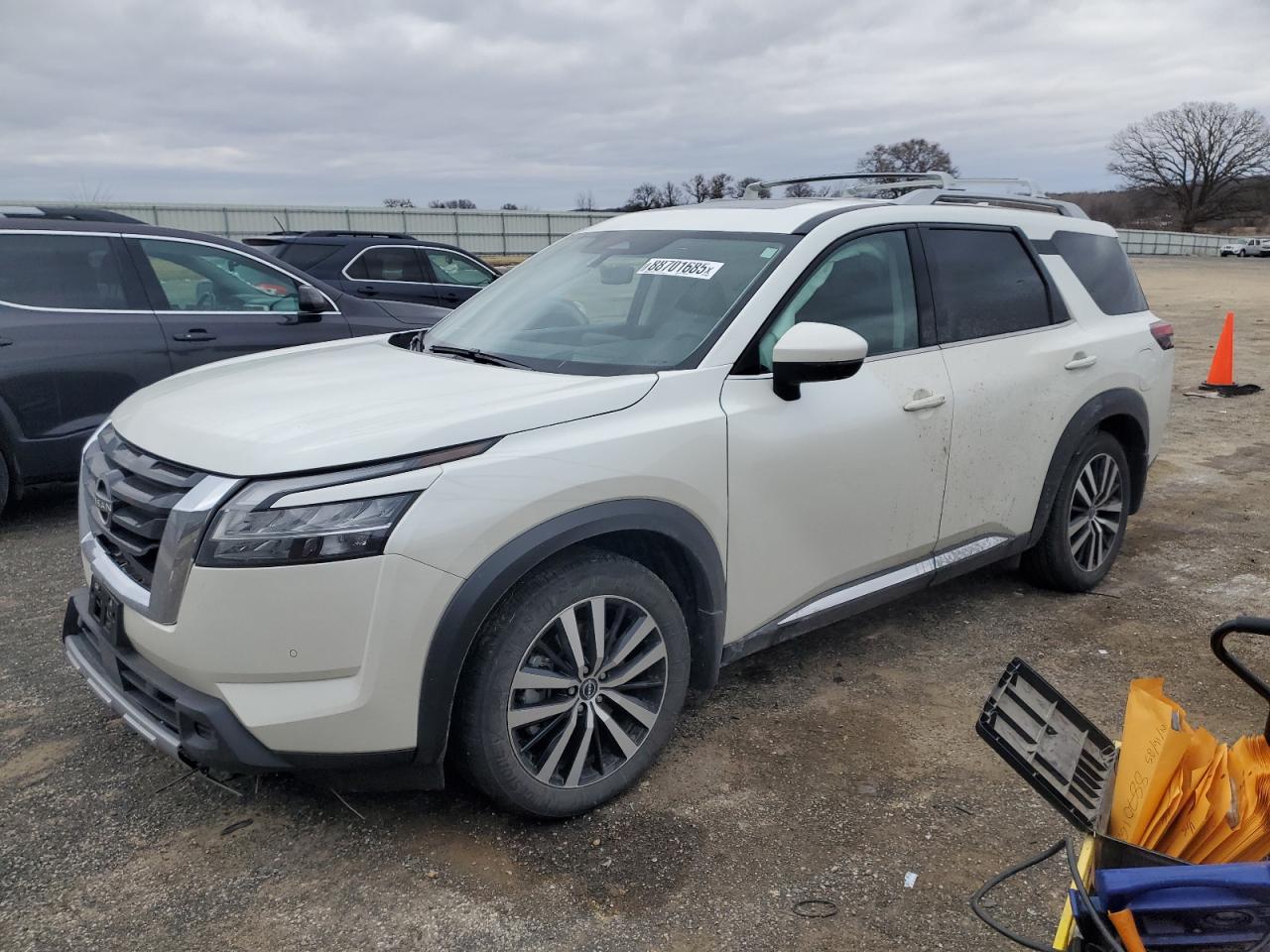 2024 Nissan Pathfinder - Image 1