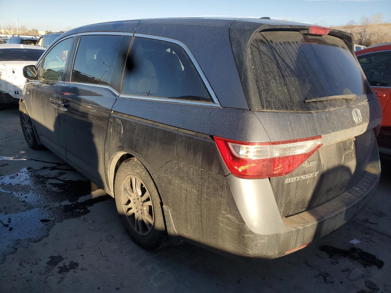 2012 Honda Odyssey - Image 2