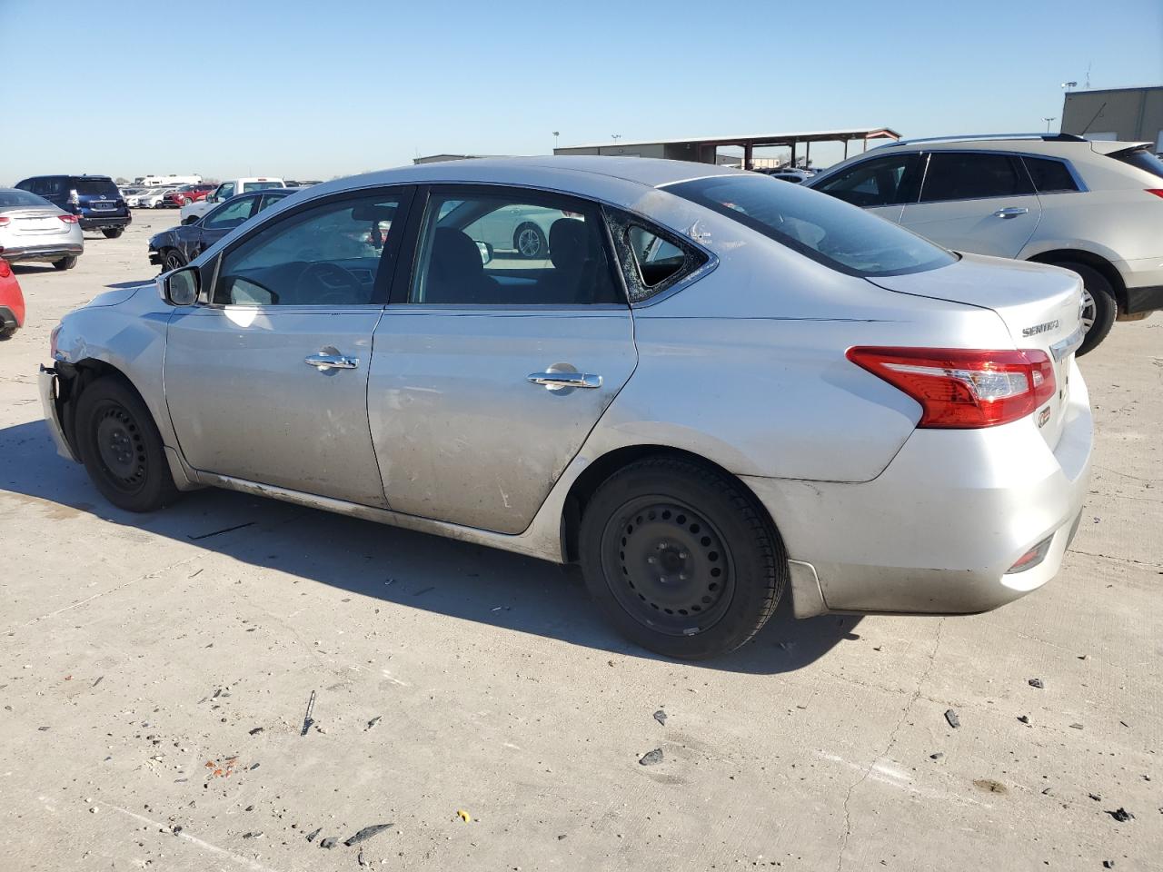 2016 Nissan Sentra - Image 2