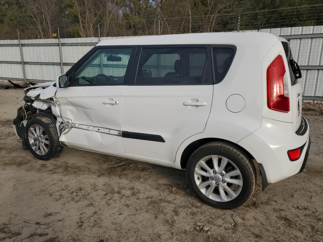2013 Kia Soul - Image 2