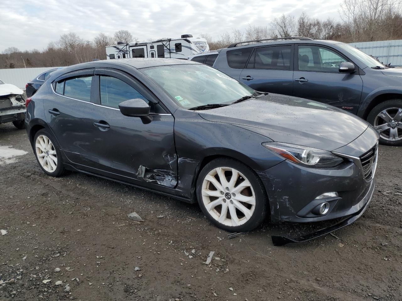 2014 Mazda 3 - Image 4