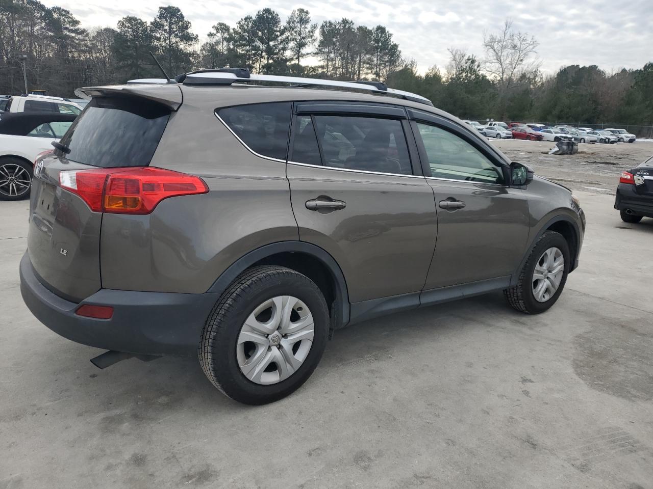 2015 Toyota RAV 4 - Image 3