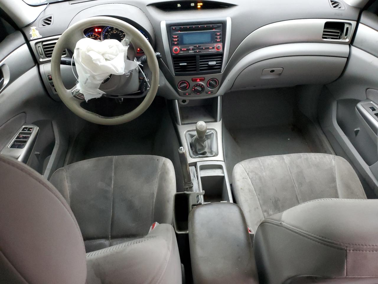 2010 Subaru Forester - Image 8