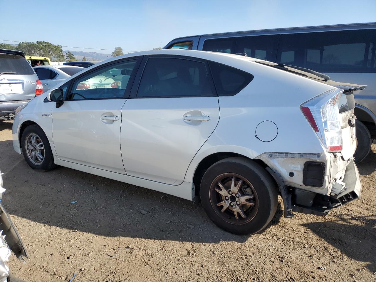 2010 Toyota Prius - Image 2