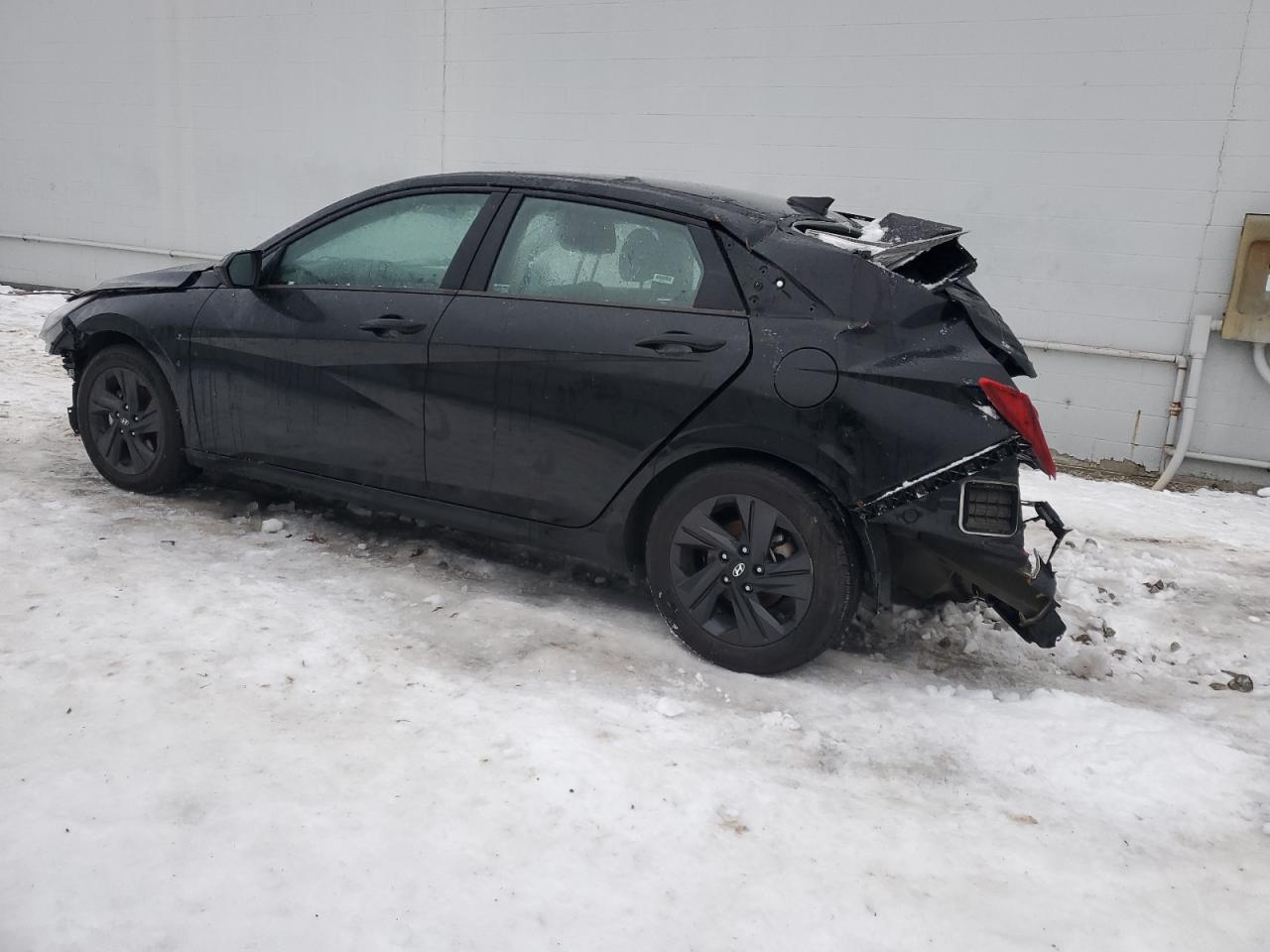 2021 Hyundai Elantra - Image 2