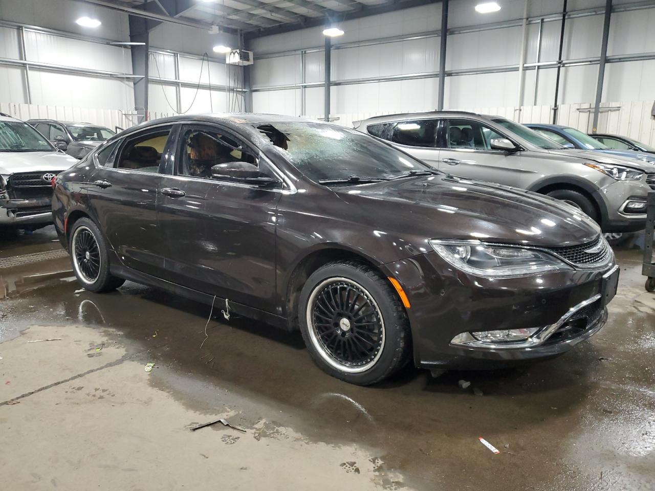 2015 Chrysler 200 - Image 4