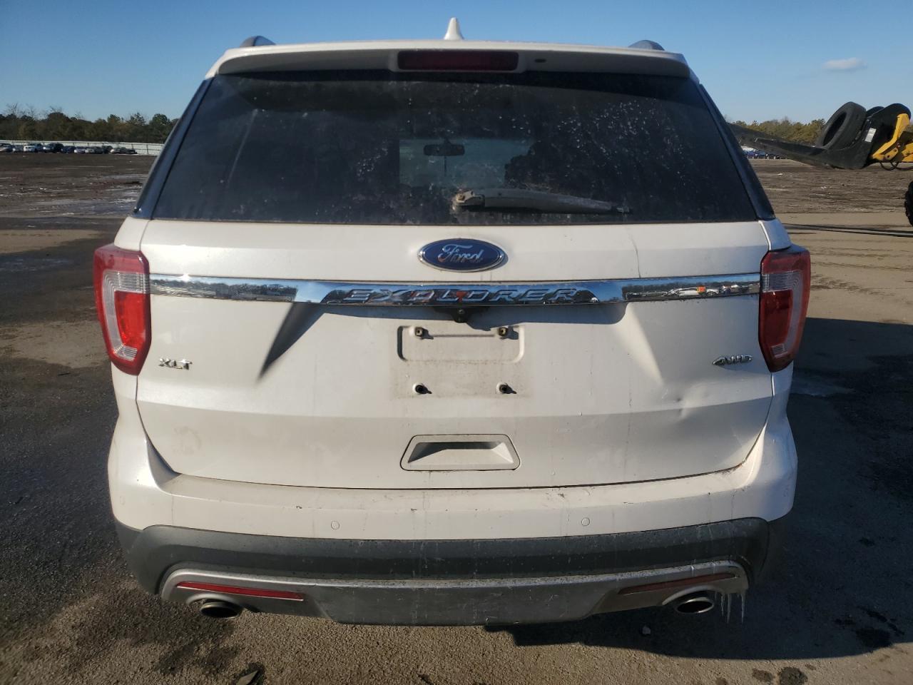 2017 Ford Explorer - Image 6