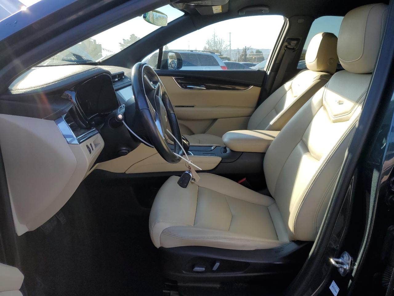 2019 Cadillac XT5 - Image 7