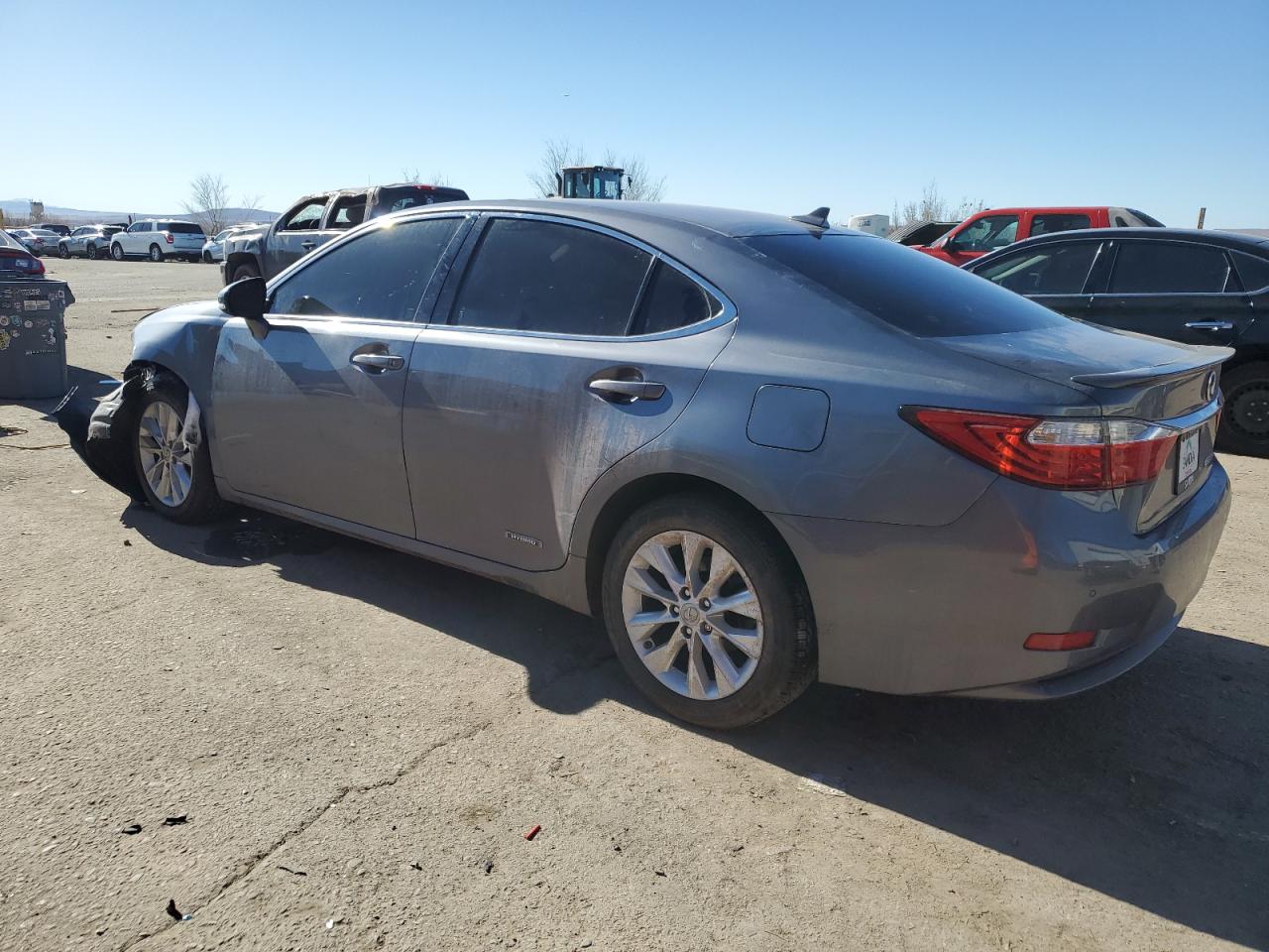 2013 Lexus ES - Image 2