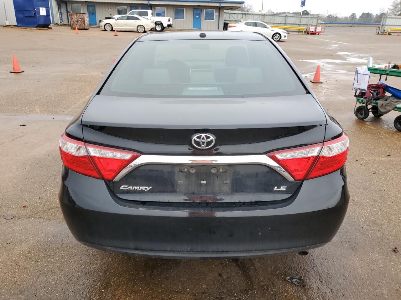 2017 Toyota Camry - Image 6