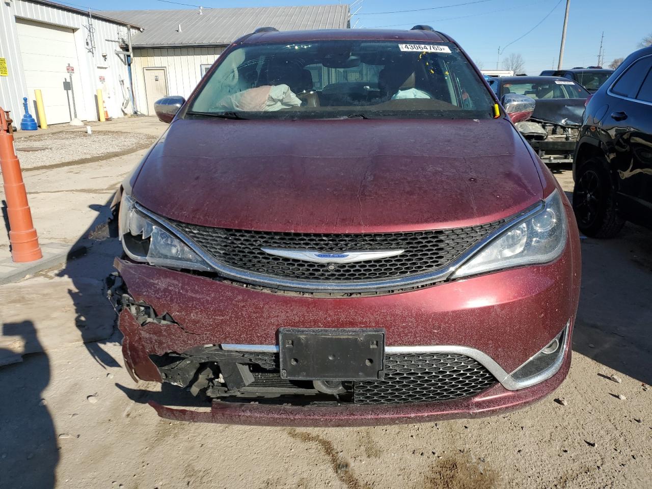 2018 Chrysler Pacifica - Image 5