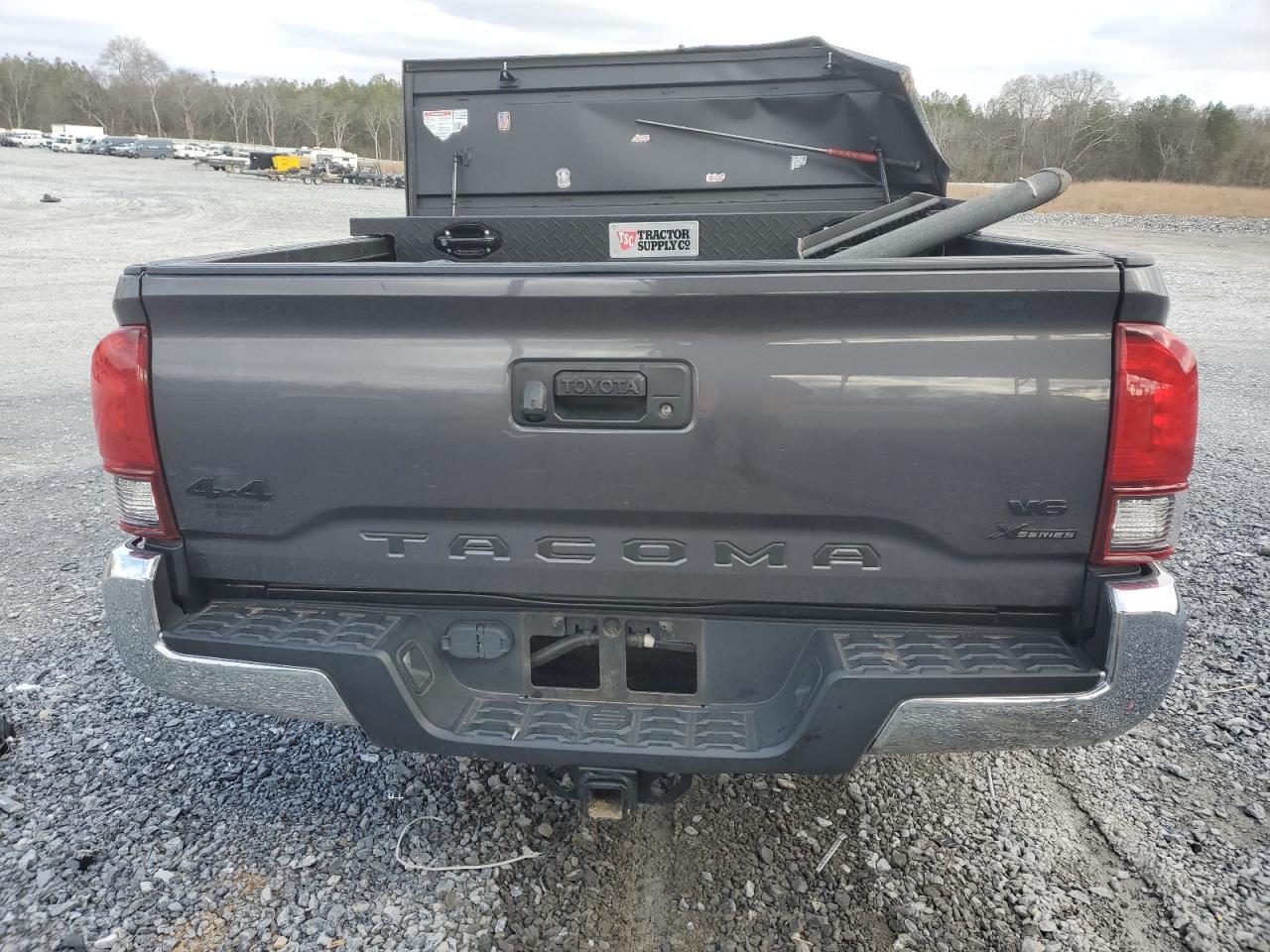 2022 Toyota Tacoma - Image 6