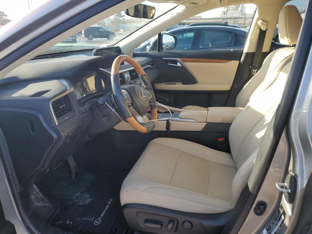 2021 Lexus RX - Image 7