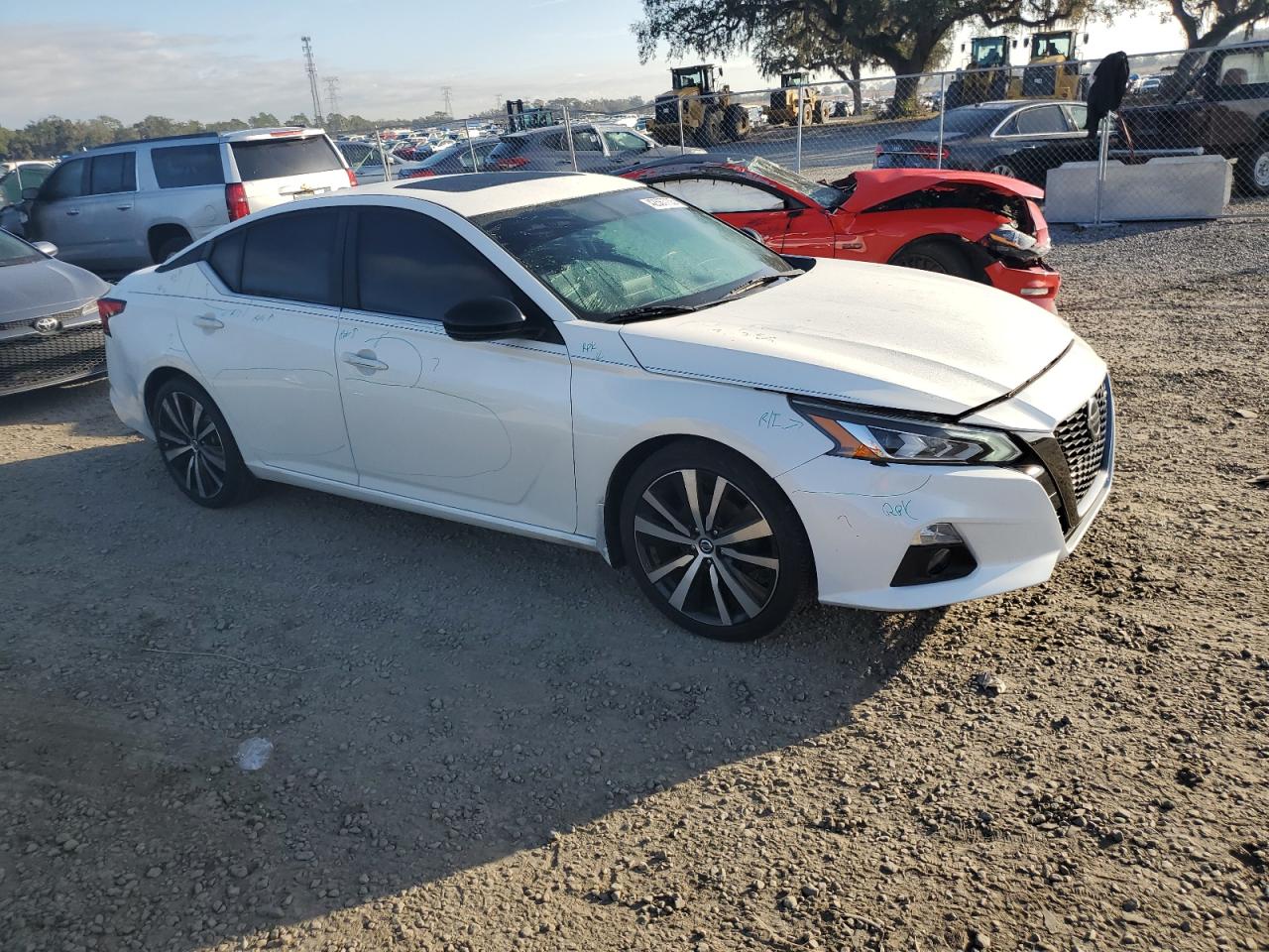 2019 Nissan Altima - Image 4