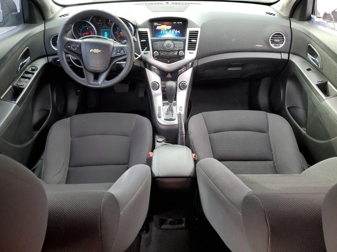 2015 Chevrolet Cruze - Image 8
