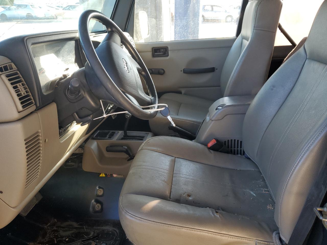 2004 Jeep Wrangler - Image 7