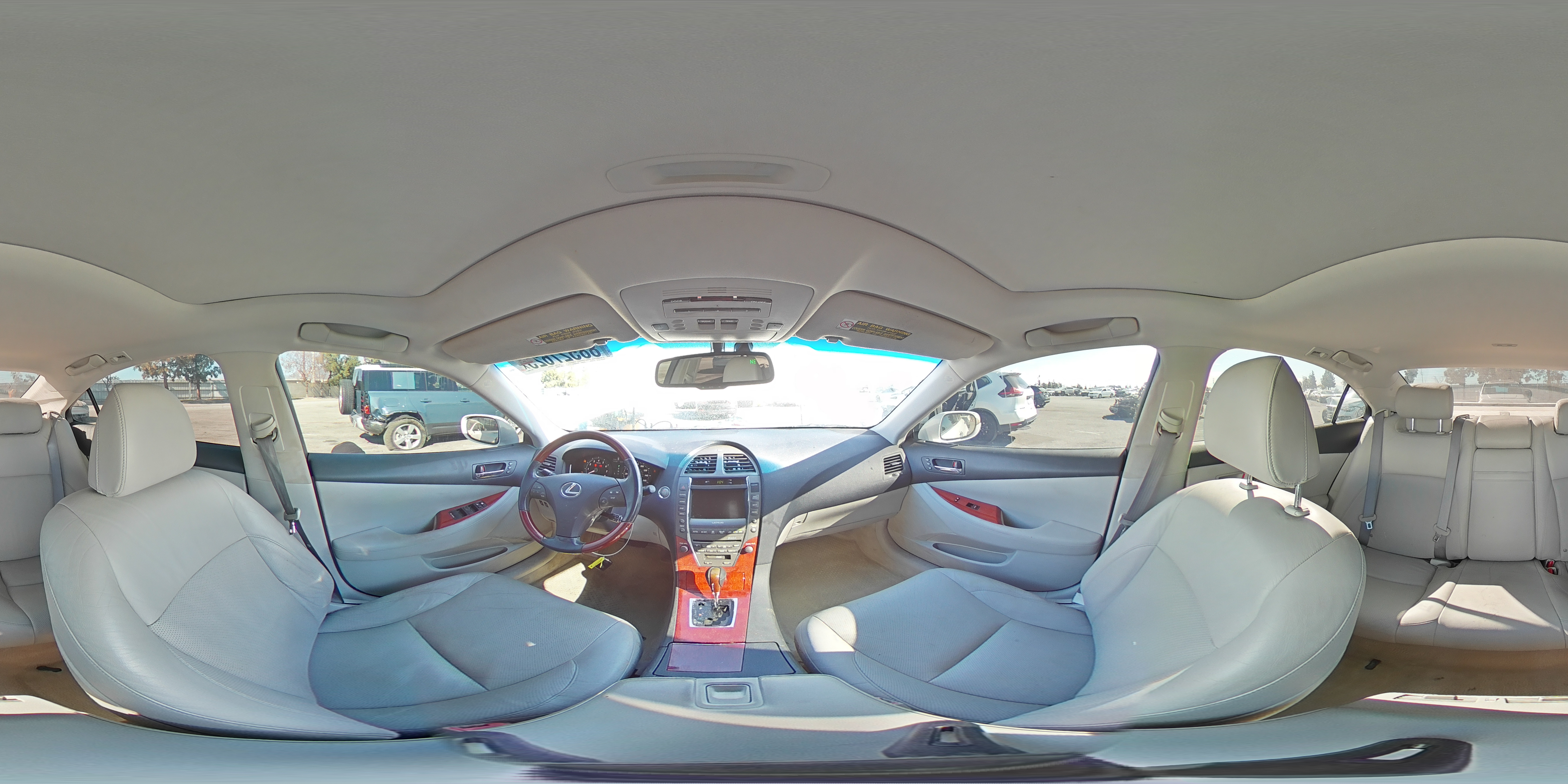 2009 Lexus ES - Image 13